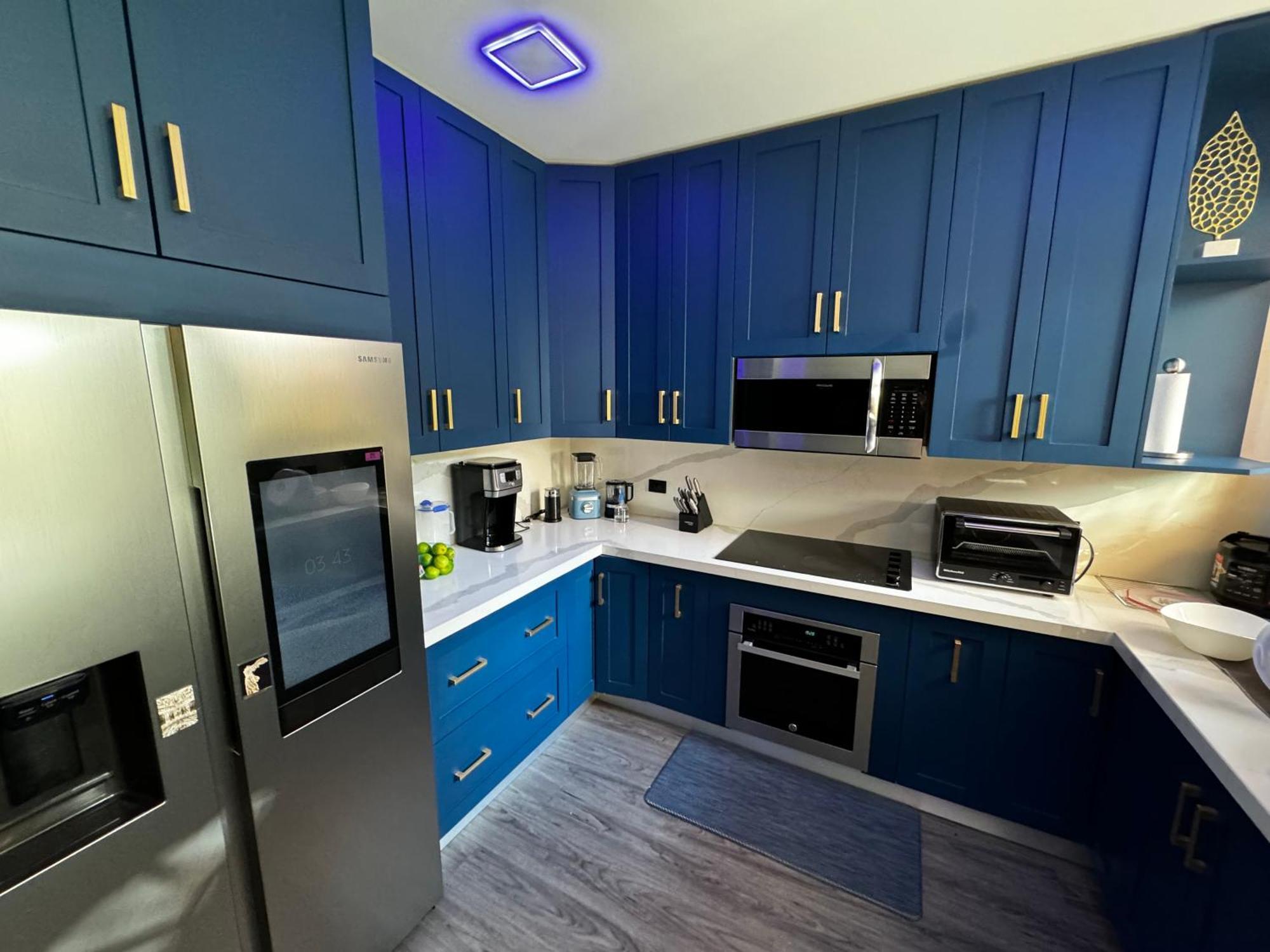 Luxury At Suenos & Marina Apartment