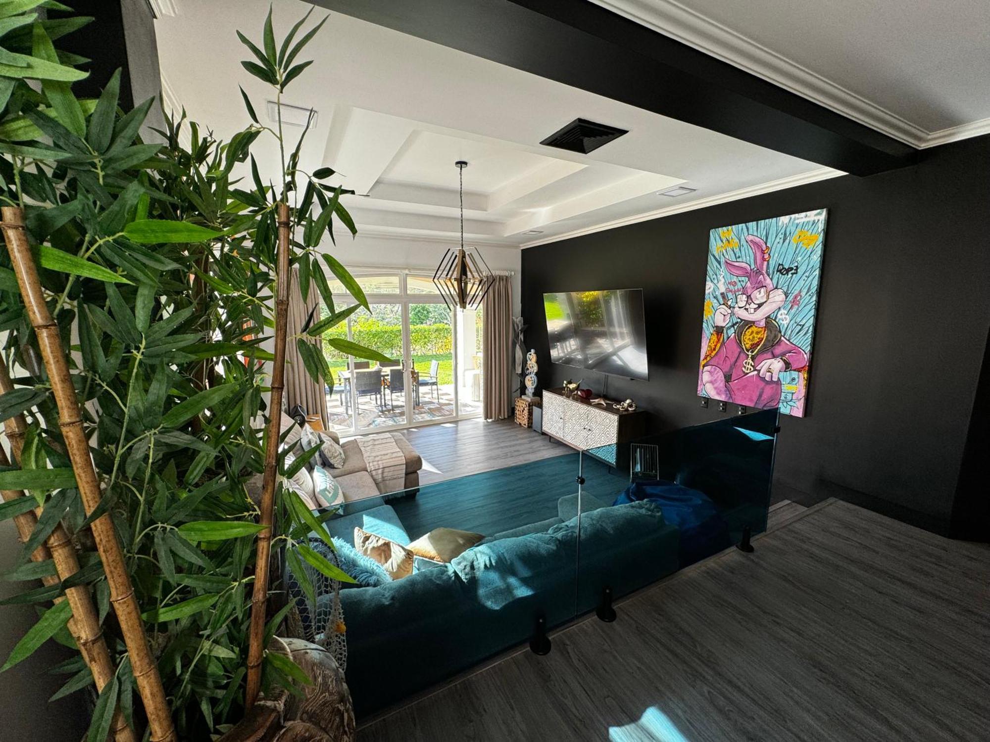 Luxury At Suenos & Marina Playa Herradura (Puntarenas)